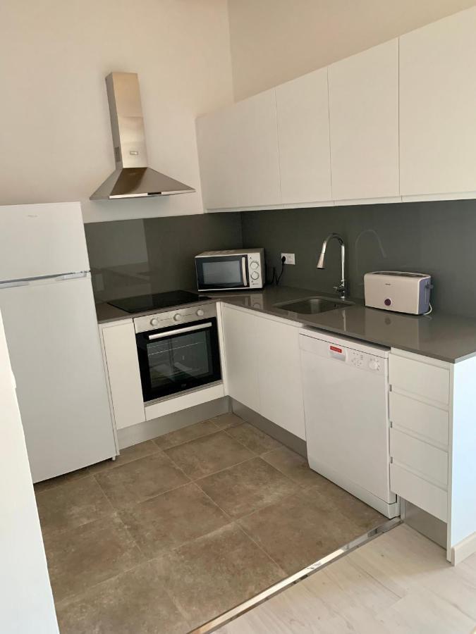 Flat In Girona City Centre - 5 Mins From Old Town And Train Station Buitenkant foto