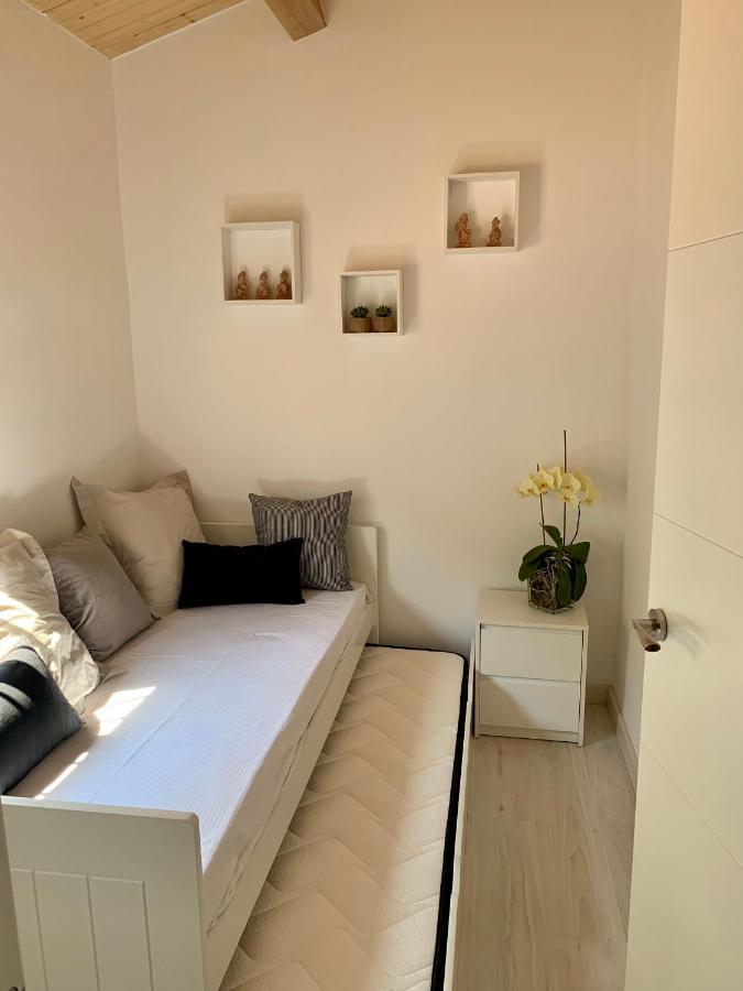 Flat In Girona City Centre - 5 Mins From Old Town And Train Station Buitenkant foto